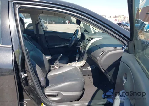 2010 Toyota Corolla S из США, поврежденный, VIN 2T1BU4EE3AC405799